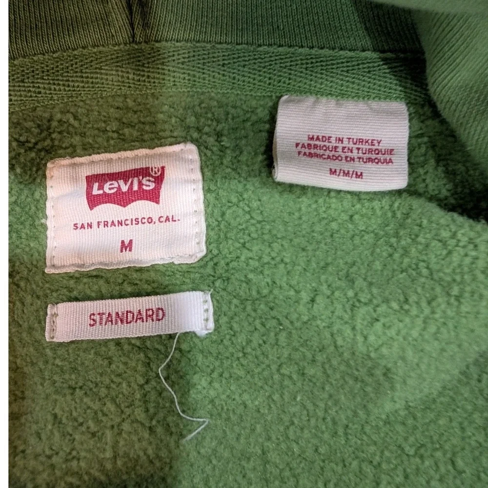 Levi's Green Mountain Graphic Hoodie Sweatshirt Casual Comfort Size M